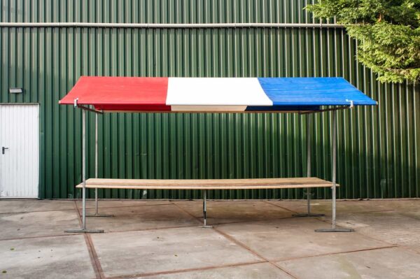 Houten marktkraam van 4 meter breed met rood-wit-blauw gestreept zeil – De Zwart Marktkramen